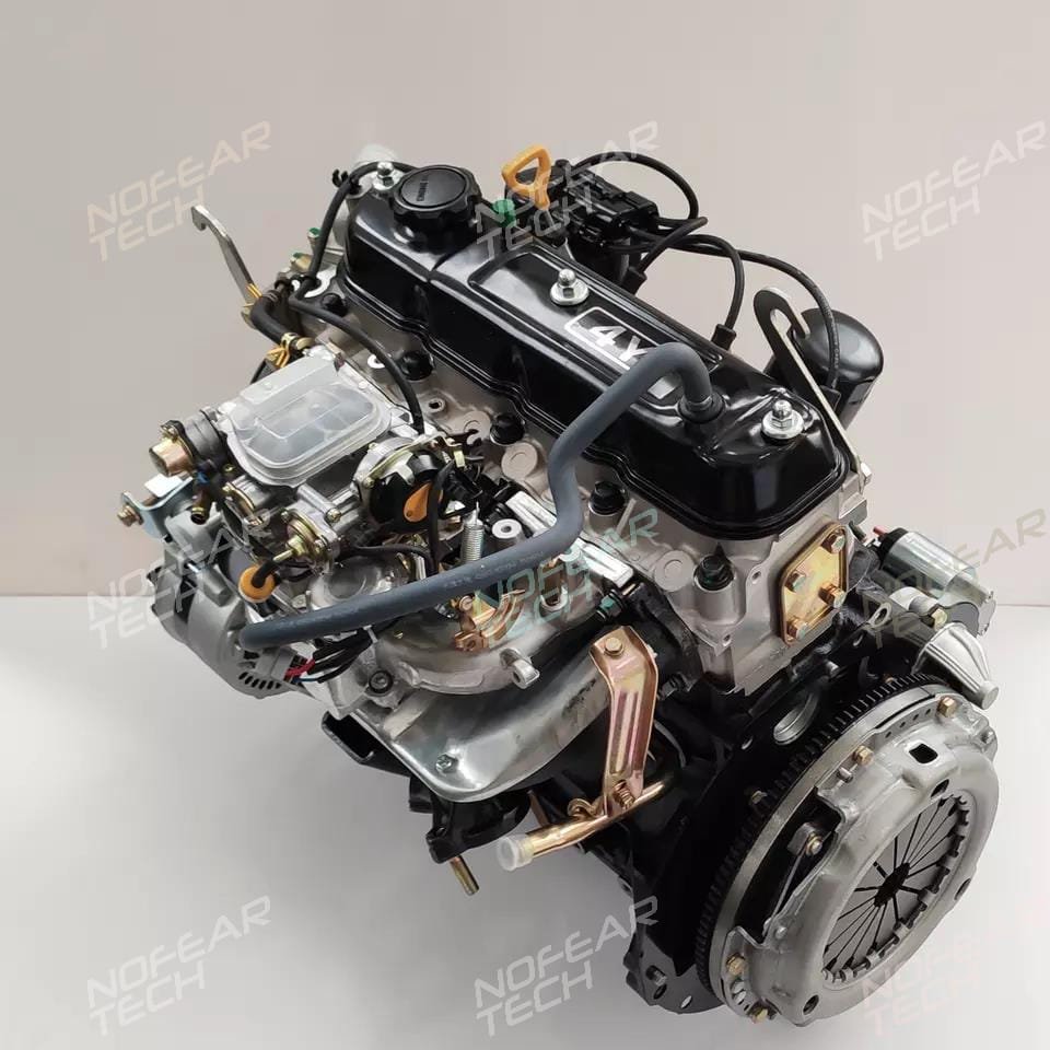 Toyota 4Y 2.2L OHV engine cylinder head detail
