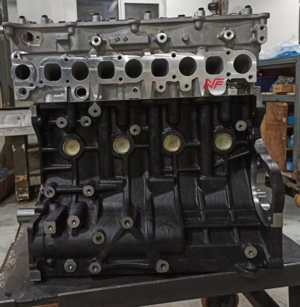 Hyundai D4CB Engine long block - Image 2