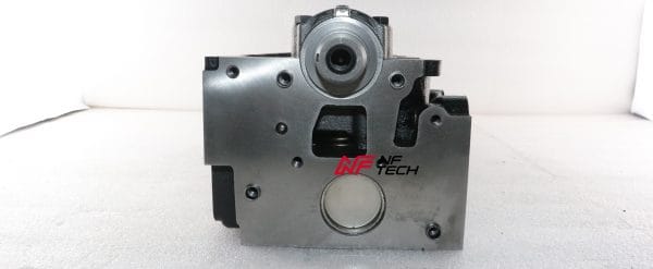 Toyota 2L-T Complete Cylinder Head AMC909151 - Image 6
