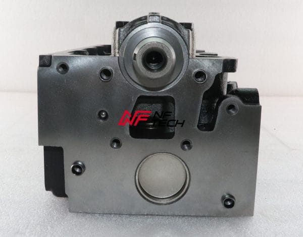 Toyota 3L Complete Cylinder Head AMC909153 - Image 6