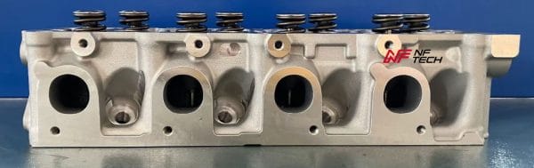 Opel C18NZ Complete Cylinder Head 90880028 - Image 4