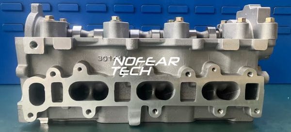 Hyundai D3EA Complete Cylinder Head 22100-27500 - Image 4