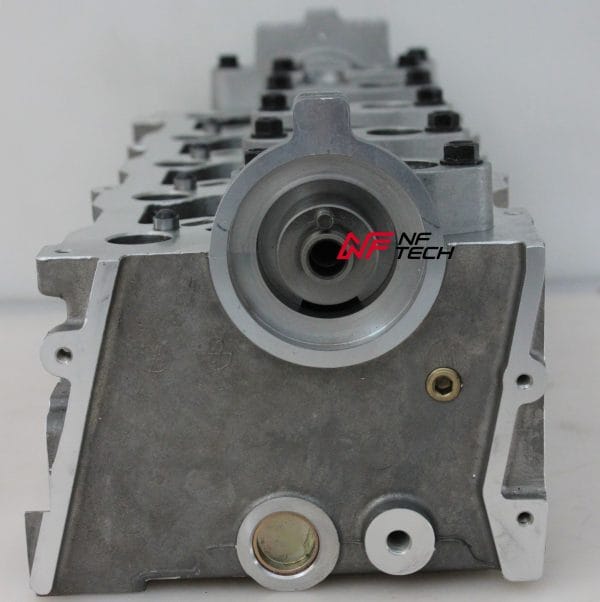 Hyundai D4EA Complete Cylinder Head 22100-27900 - Image 6