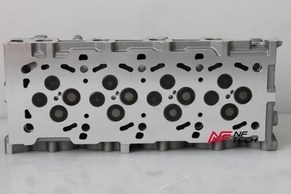Hyundai D4EB Complete Cylinder Head AMC 908373 - Image 3