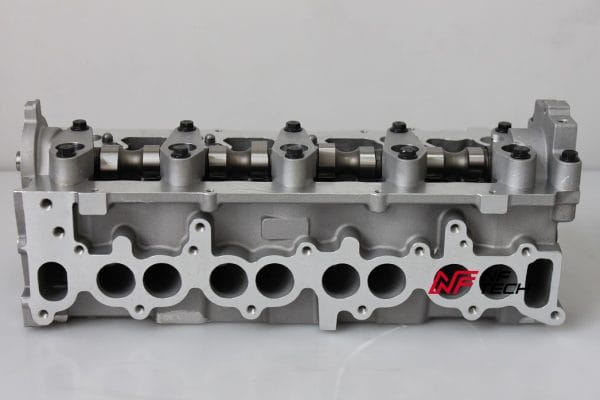 Hyundai D4EB Complete Cylinder Head AMC 908373 - Image 4