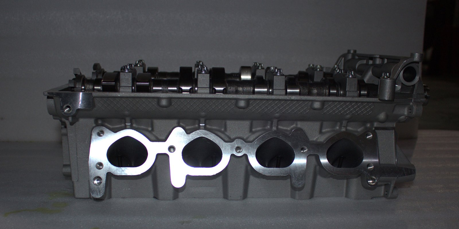 Chevrolet F18D4 Complete Cylinder Head 55571690 - Image 3
