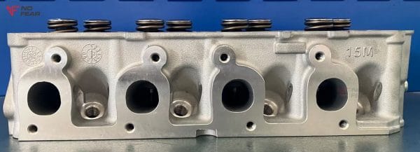 Daewoo G15MF-C Complete Cylinder Head 94580900 - Image 2