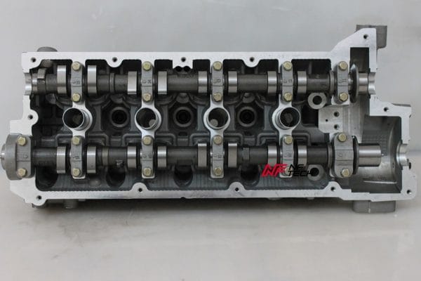 Hyundai G4GC Complete Cylinder Head 22100-23740 - Image 5