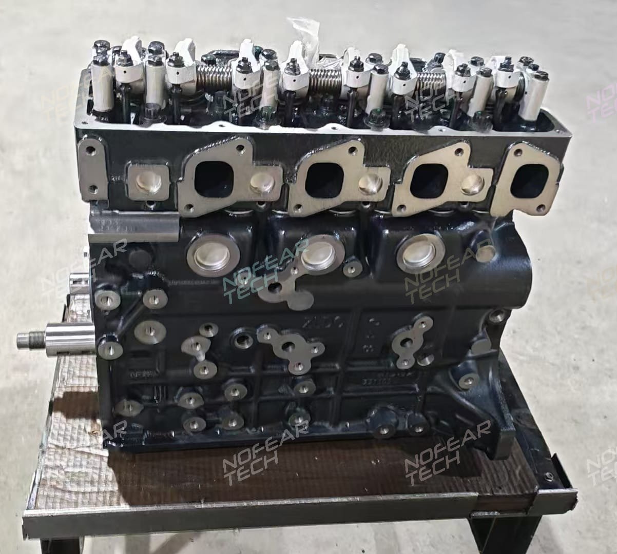 QD32 complete cylinder head assembly – valves and camshaft