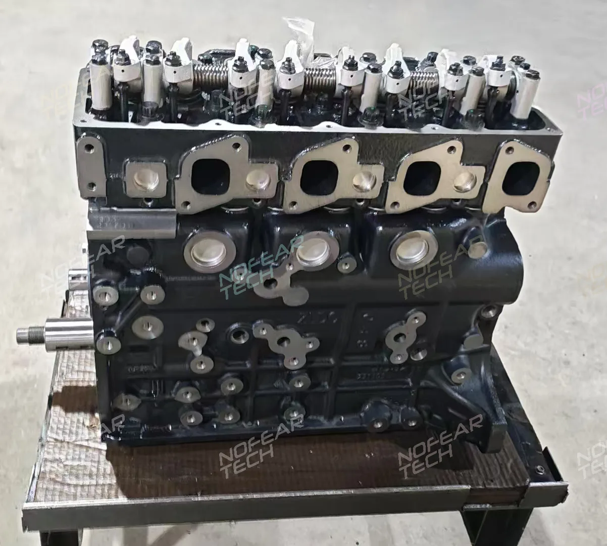 QD32 complete cylinder head assembly – valves and camshaft