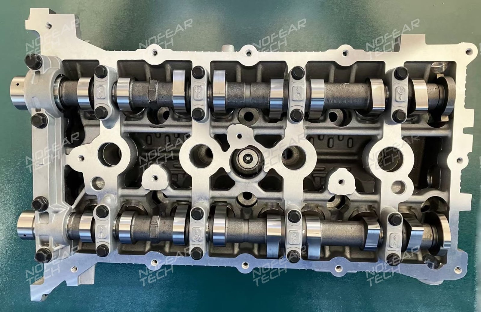 G4KE cylinder head intake side with valves and camshafts