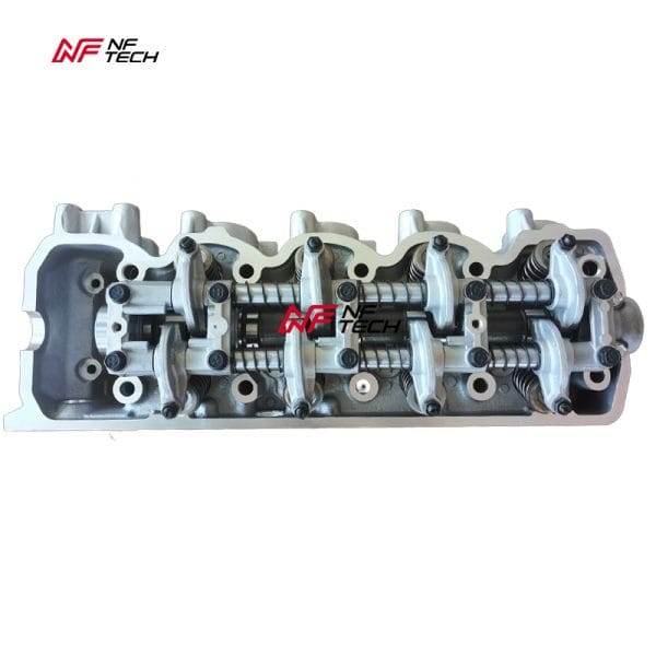 Mitsubishi 2.6L 4G54 8V Complete Cylinder Head AMC910175