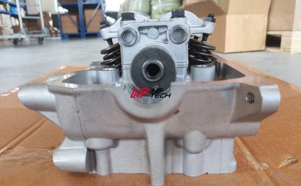 Mitsubishi 2.6L 4G54 8V Complete Cylinder Head AMC910175 - Image 7
