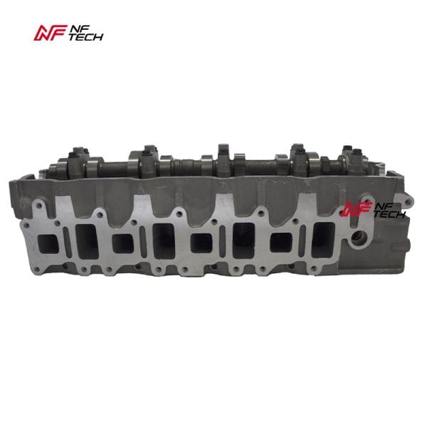 Mitsubishi 2.8T 4M40-T Complete Cylinder Head AMC908614 - Image 3