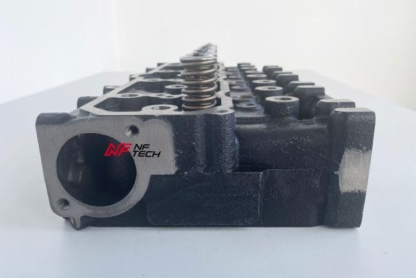 Mitsubishi 3.3D S4S Diesel Complete Cylinder Head MD344160 - Image 6