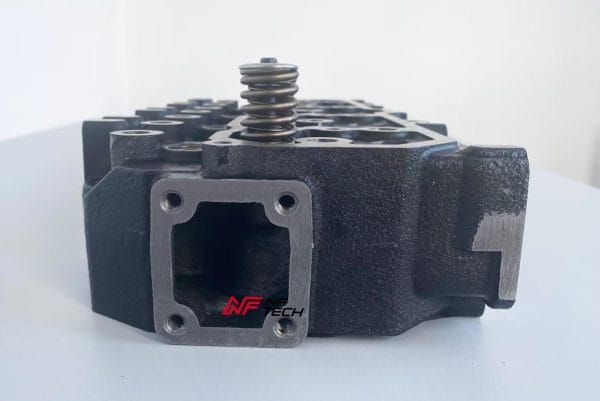 Mitsubishi 3.3D S4S Diesel Complete Cylinder Head MD344160 - Image 7