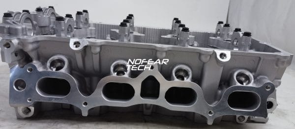 Toyota 1TR-FE Cylinder Head 11101-75220 - Image 5