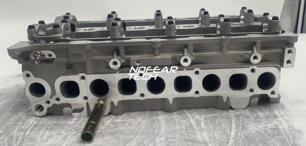 Hyundai D4CB Cylinder Head AMC908751 - Image 5