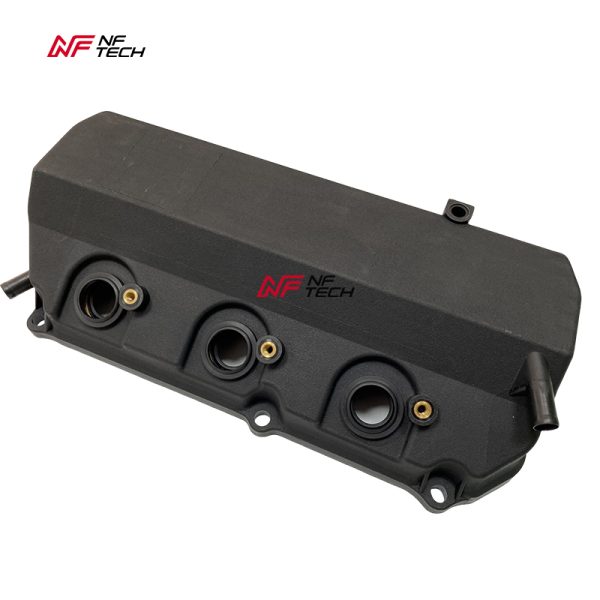 Mitsubishi 6B31 Engine Valve Cover 1035A702