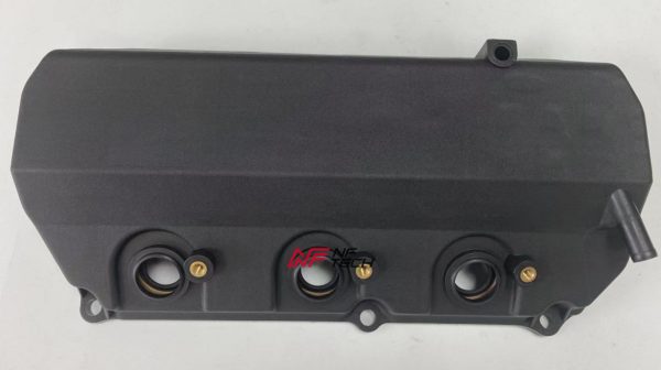 Mitsubishi 6B31 Engine Valve Cover 1035A937 - Image 3