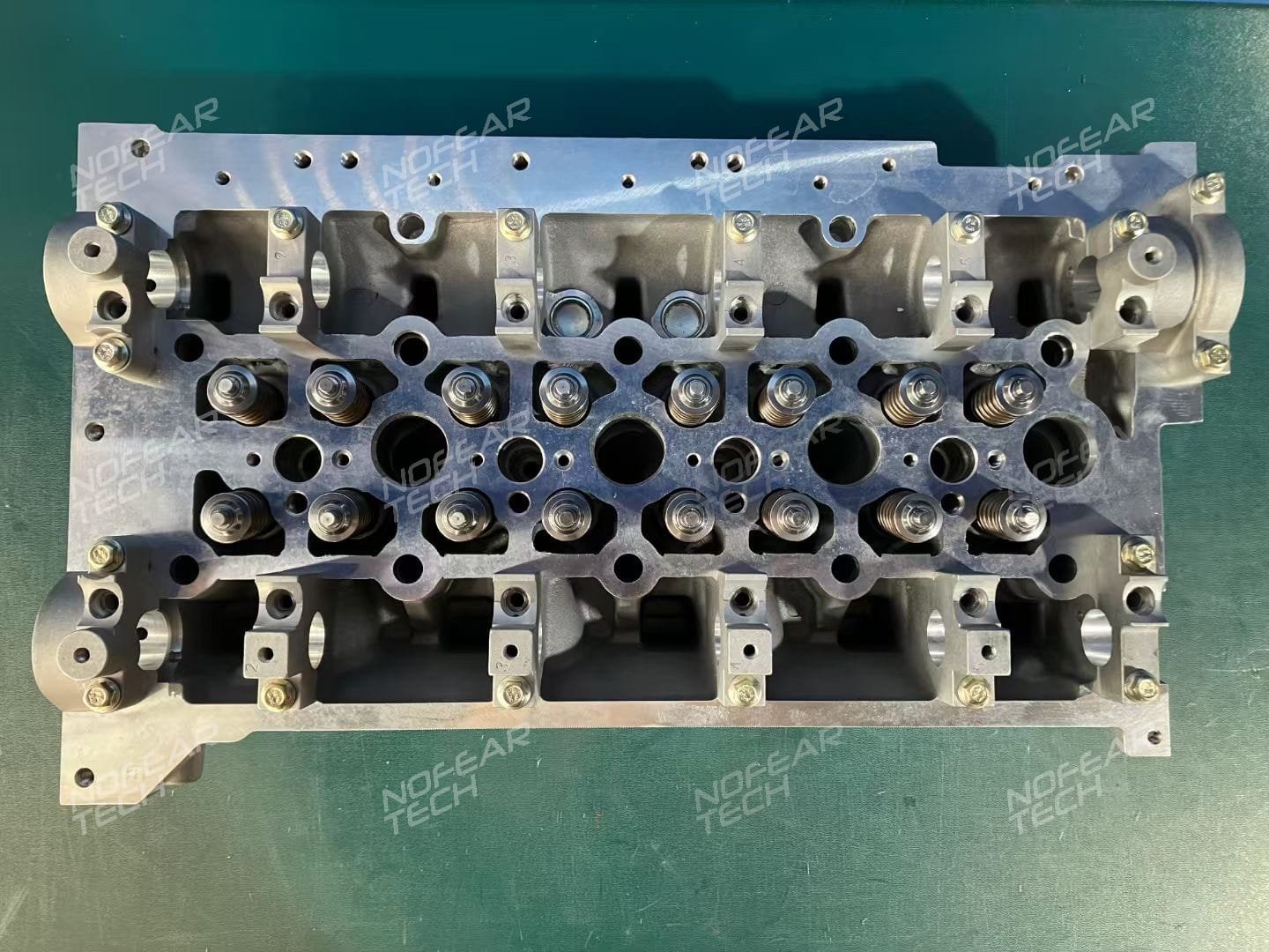 Renault G9T cylinder head semi-assembly with valves installed