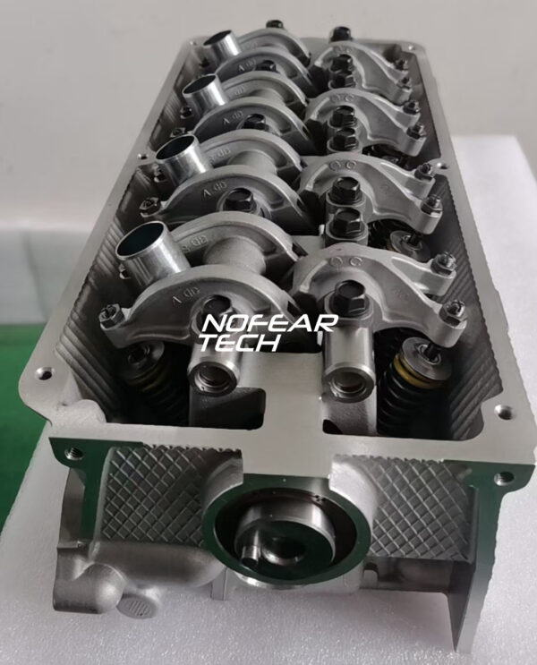 Mitsubishi 1.6L 4G18 Complete Cylinder Head MD344154 - Image 6