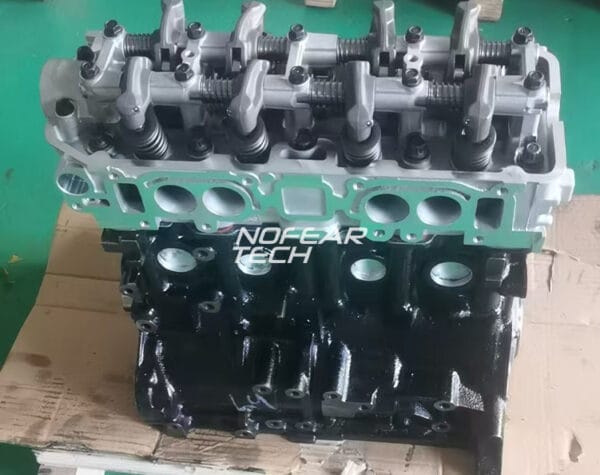 Mitsubishi 4G64 Engine Long Block - Image 3