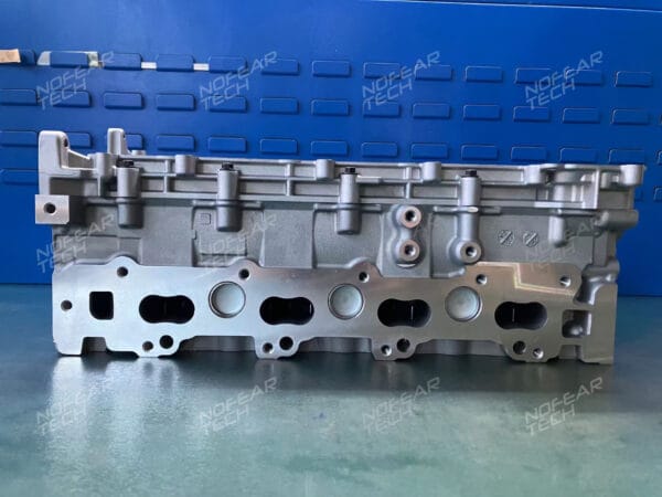 Peugeot DW10 Complete Cylinder Head AMC908497 - Image 3