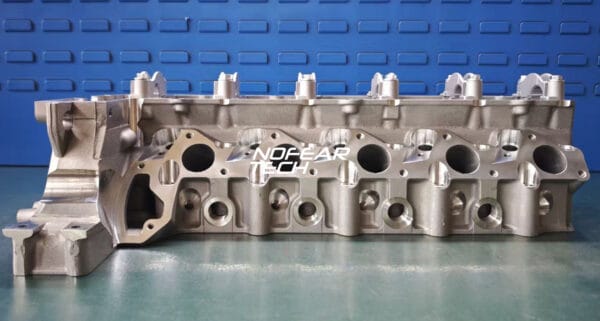 Benz OM602 Complete Cylinder Head AMC908570 - Image 4