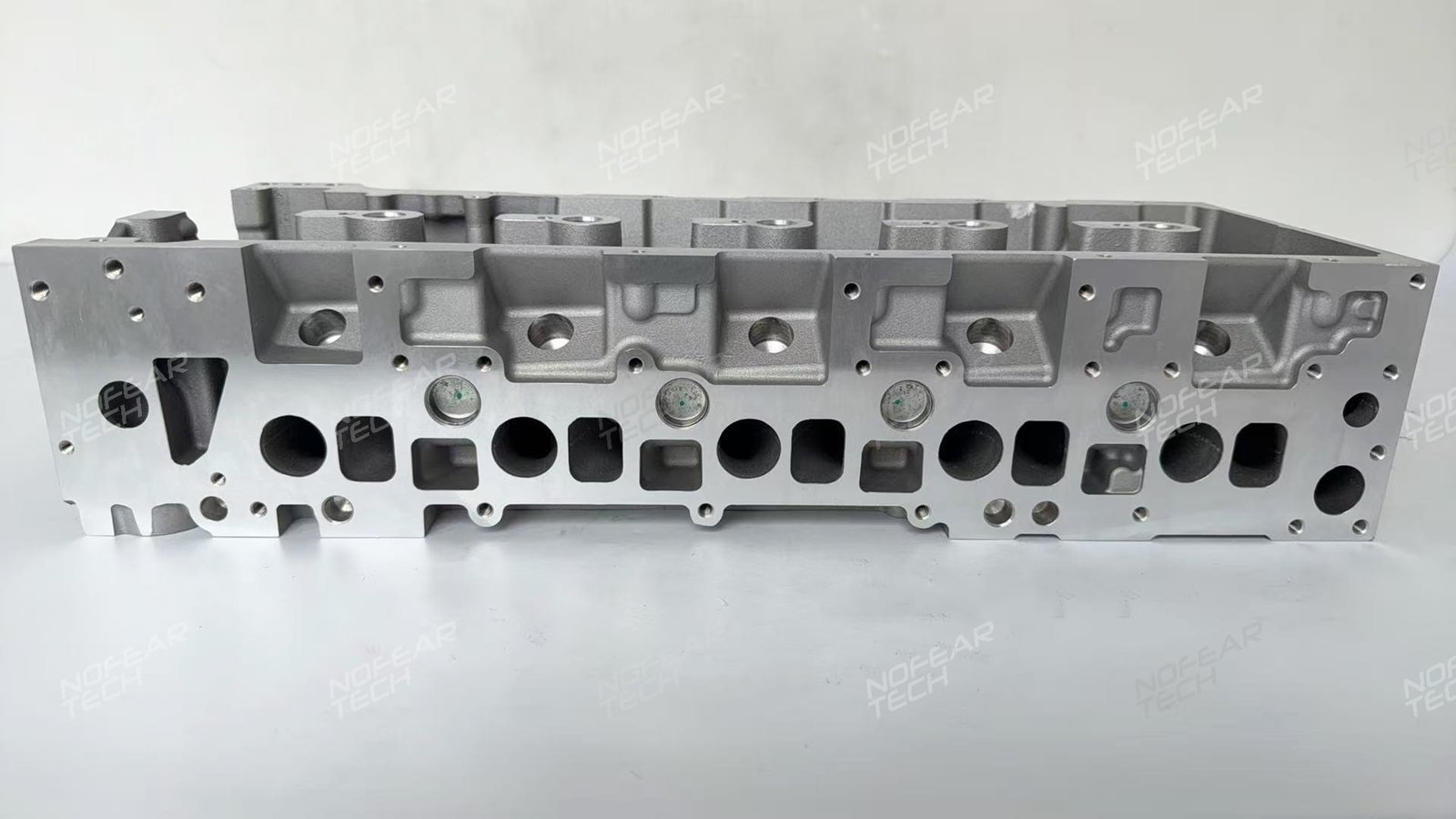 M612 cylinder head exhaust side