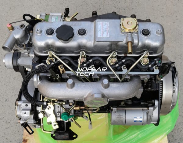 Isuzu 4JA1 Engine Assembly - Image 6