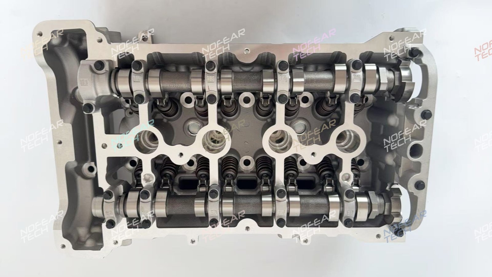 N16B16A cylinder head intake side with valves and camshafts