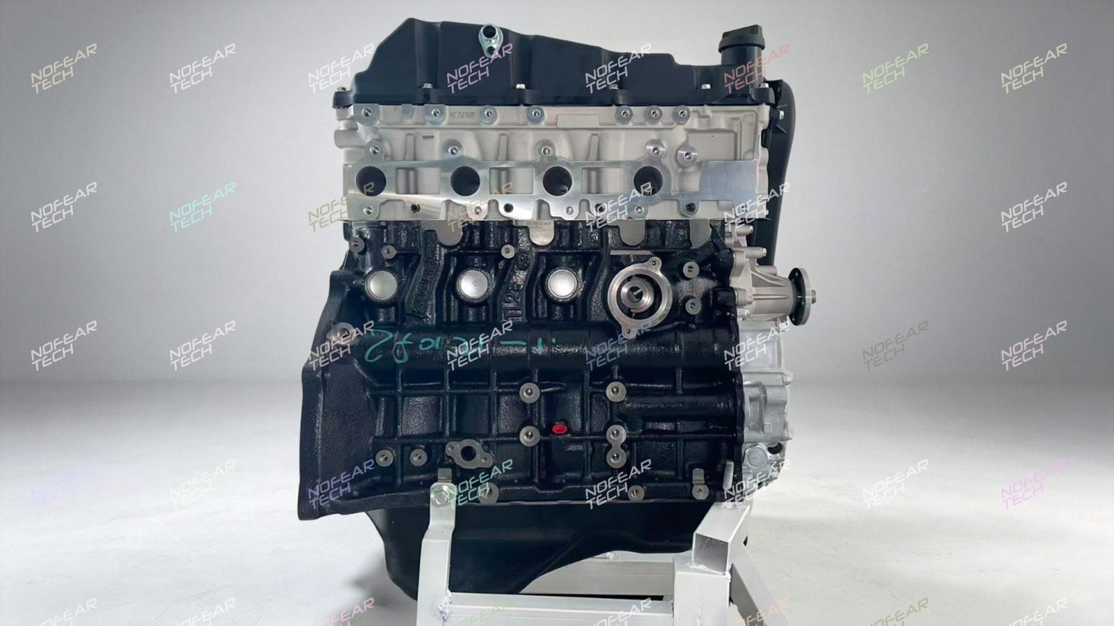 1KD-FTV bare engine front view – Toyota 3.0L D-4D turbo diesel