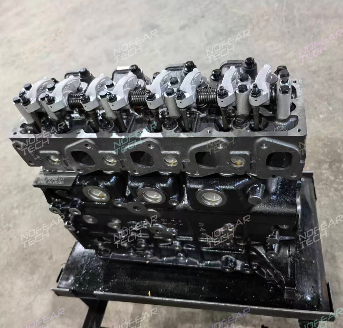 TD27 complete cylinder head assembly – valves and camshaft