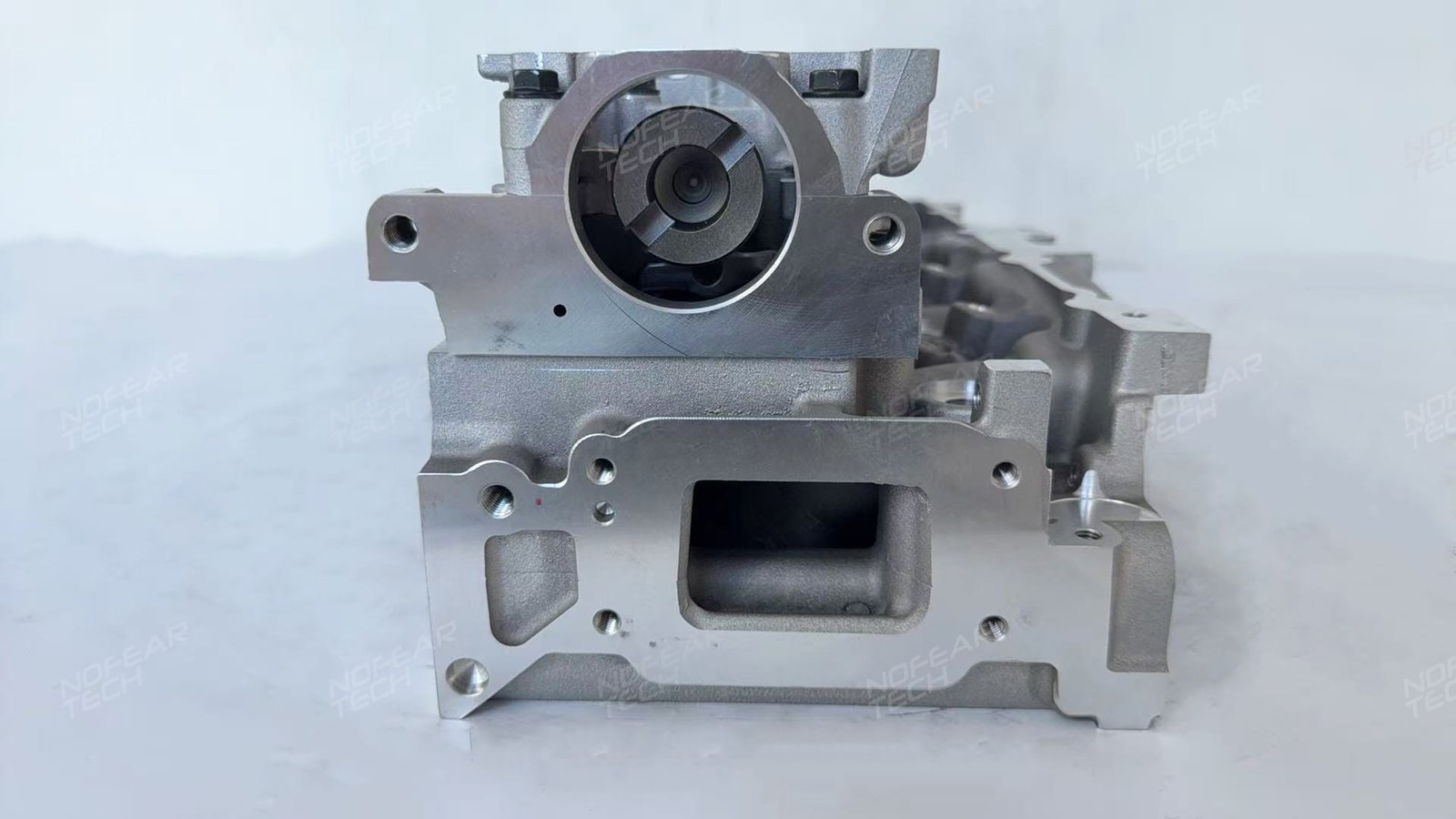 DV6DTED cylinder head camshaft and valve springs pre-installed