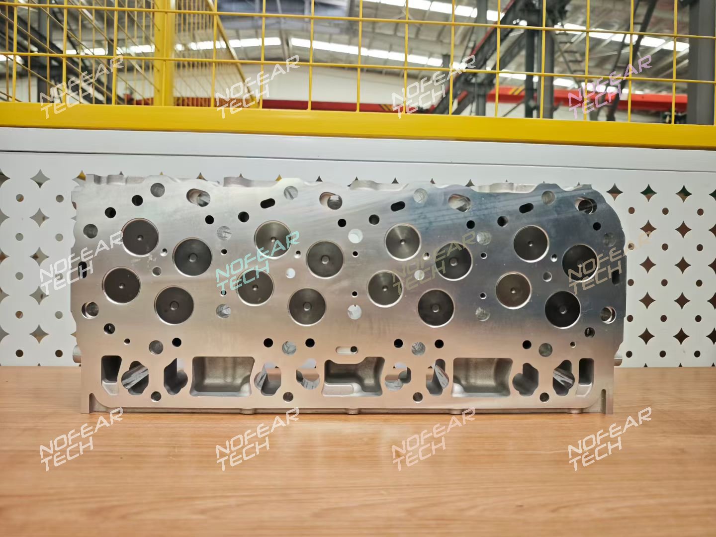 GM LLY V8 Complete Cylinder Head 97779579 - Image 5